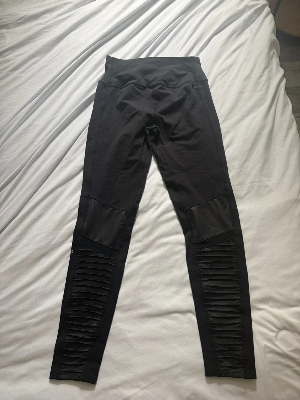 ALO Yoga Black Moto Ribbed-Panel Leggings